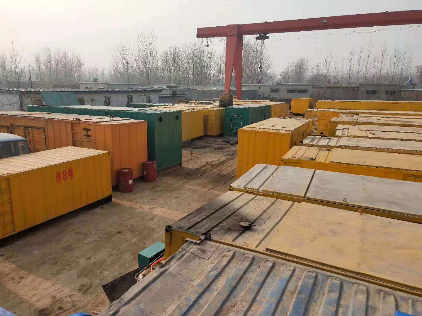 新青租赁发电机-灰尘、风沙对柴油发电机组造成哪些不良影响？
